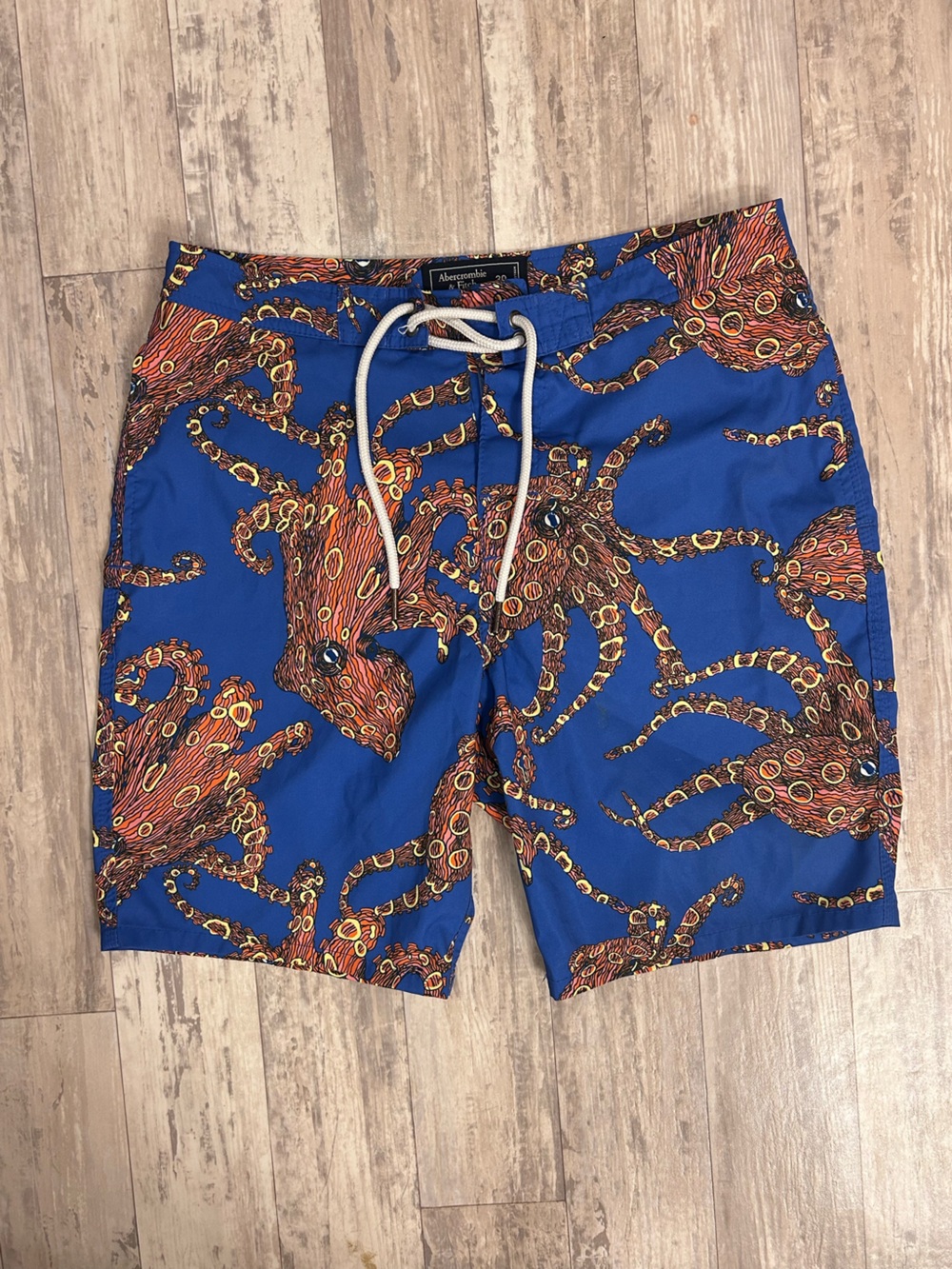 Abercrombie & Fitch Men's Octopus Print Swim Trunks Size 30